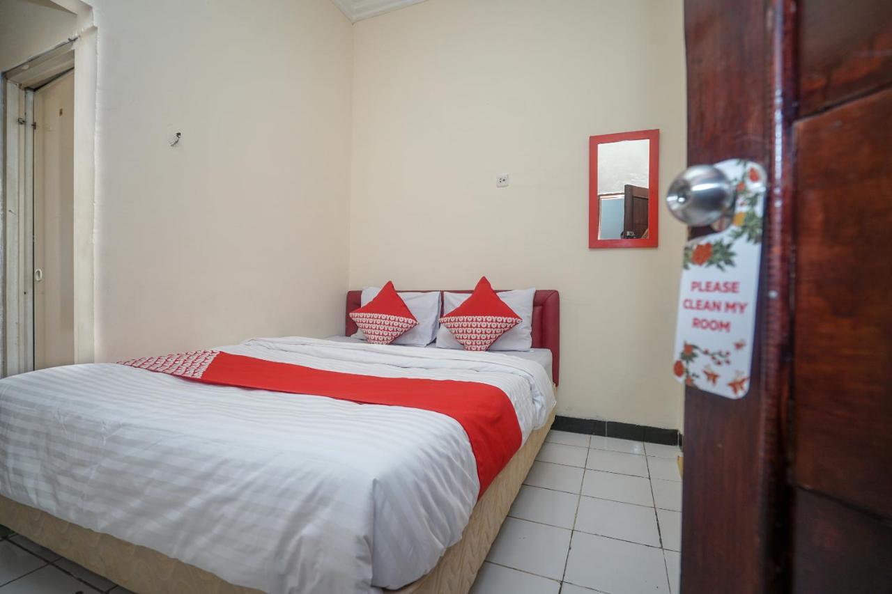 Oyo 448 Hotel Central Palembang Eksteriør billede